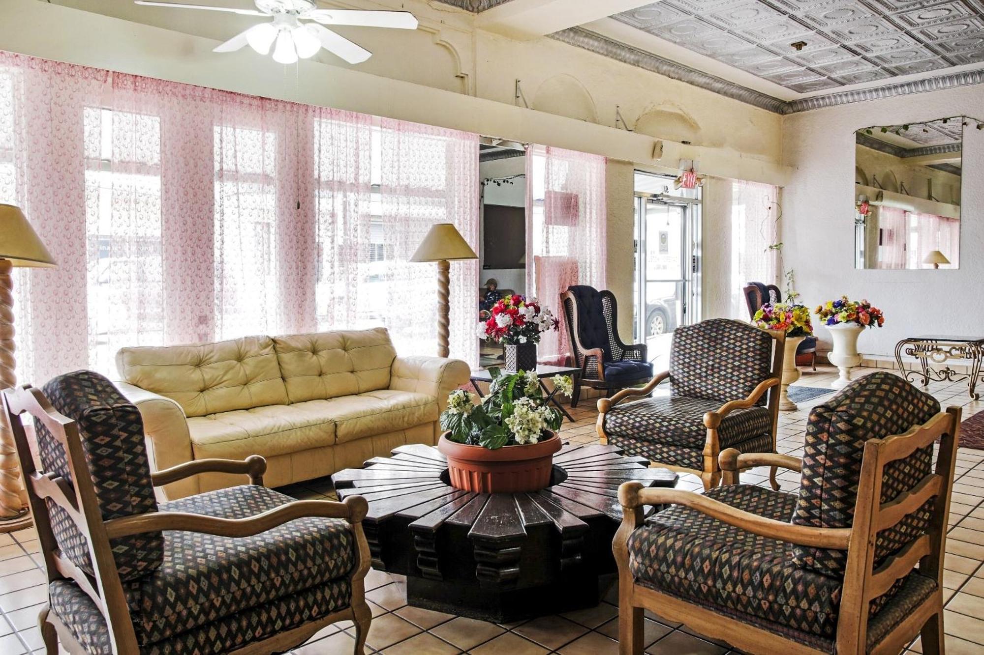 Oyo Historic Cameron Hotel Brownsville I-69E Eksteriør bilde